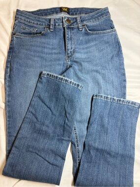 Lee Women's Medium Blue Straight-Leg Jeans